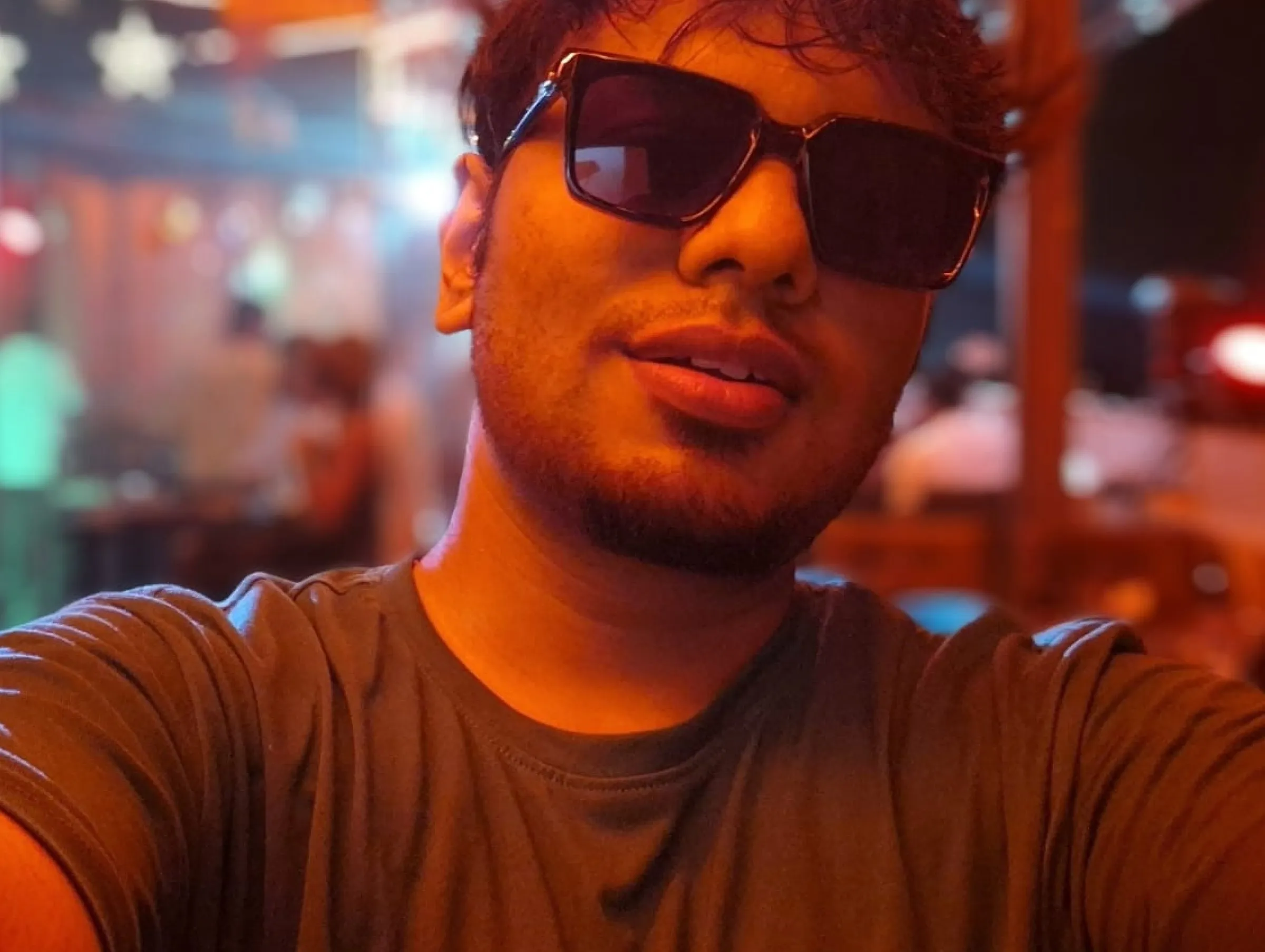 Pranesh - neon night